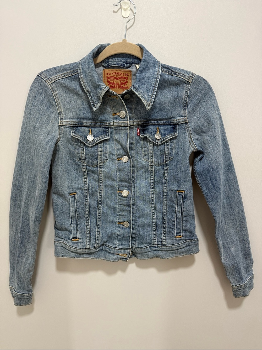 Levi's Women's Light Blue Denim  Jacket